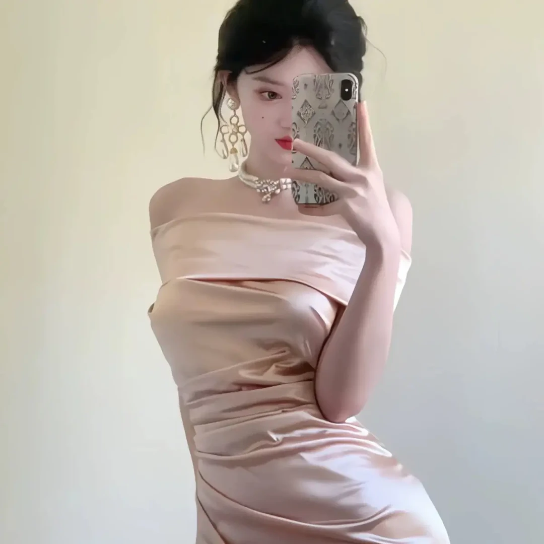 辣妹香槟色性感一字肩开叉修身缎面礼服长裙