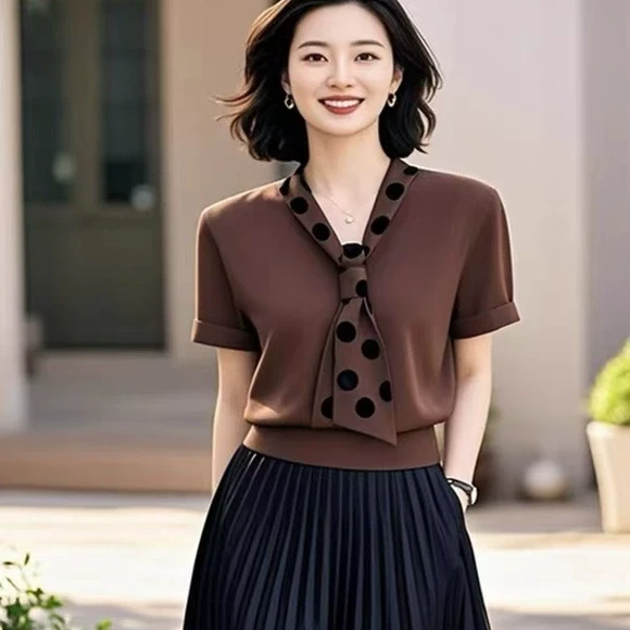 轻熟气质设计感短袖T恤2025年新款女装春夏季新款高级感系带上衣