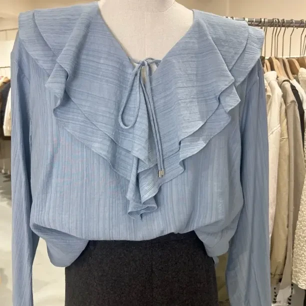 法式韩版荷叶边V领长袖衬衫设计感小众气质上衣春秋季