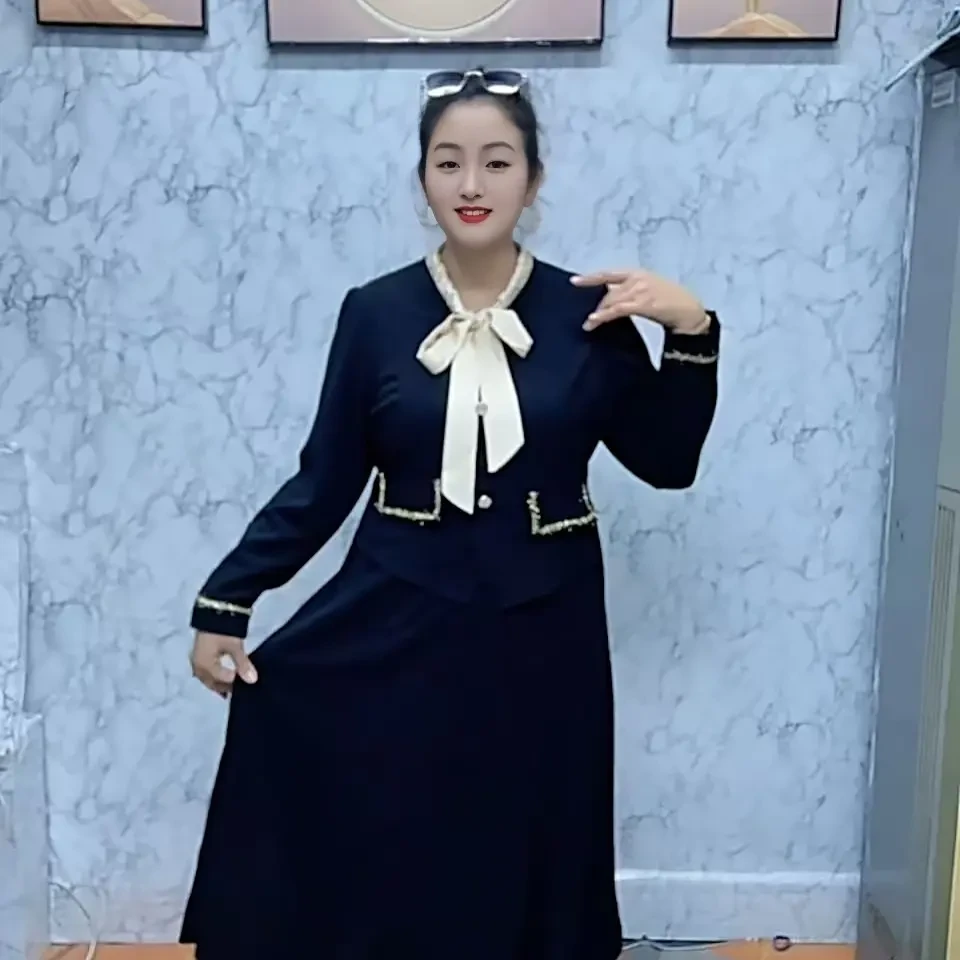 法式复古轻奢显瘦小个子厌世风黑色连衣长裙