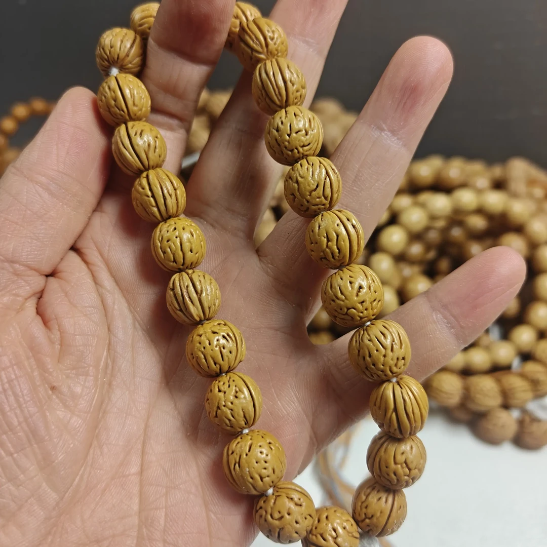 盘锦野生水晶奶油核手持