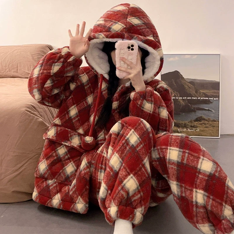 红色睡衣女冬季2025年新款三层夹棉珊瑚绒加绒加厚格子家居服套装