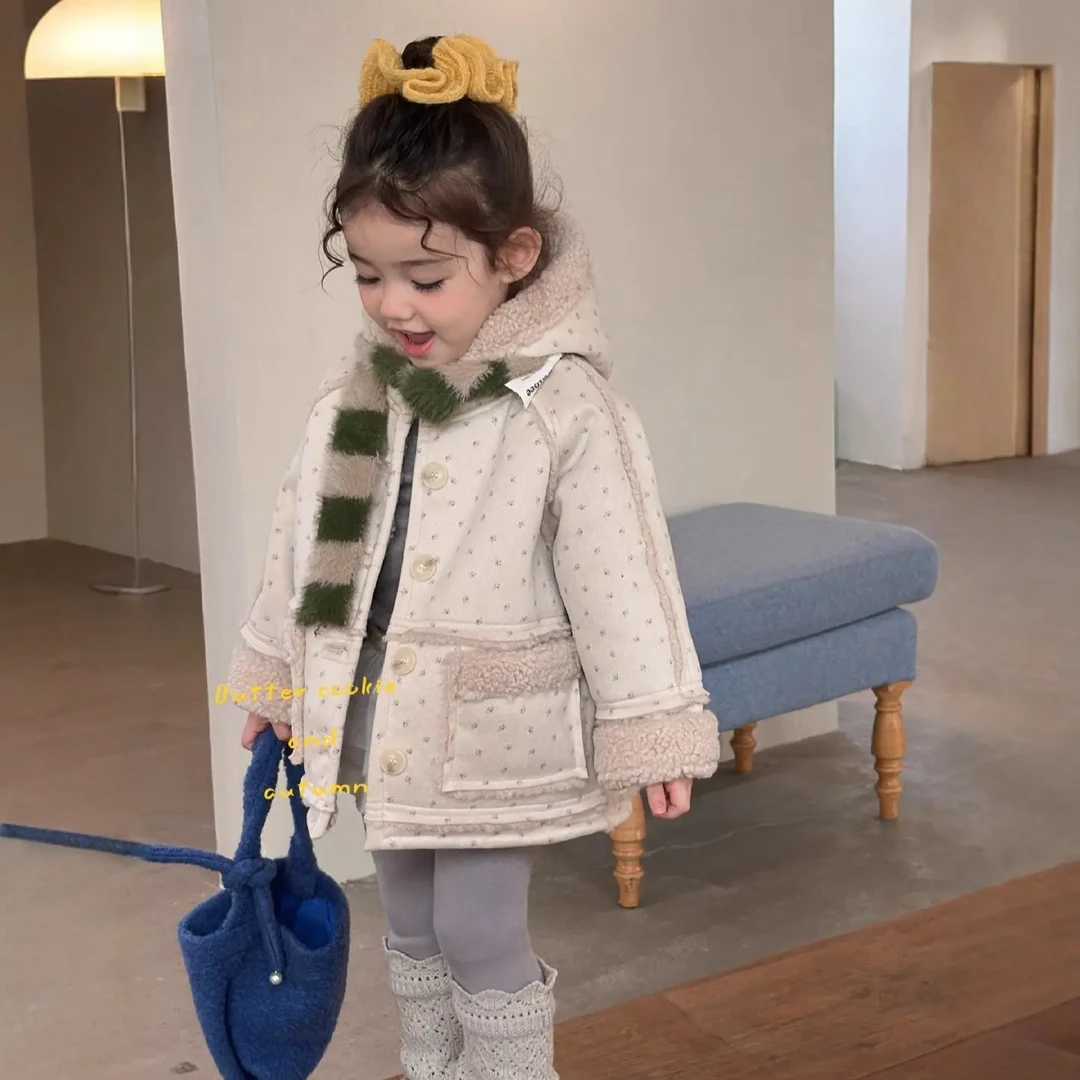 女童韩版加厚外套2025深秋冬洋气百搭碎花皮毛一体连帽羊羔毛