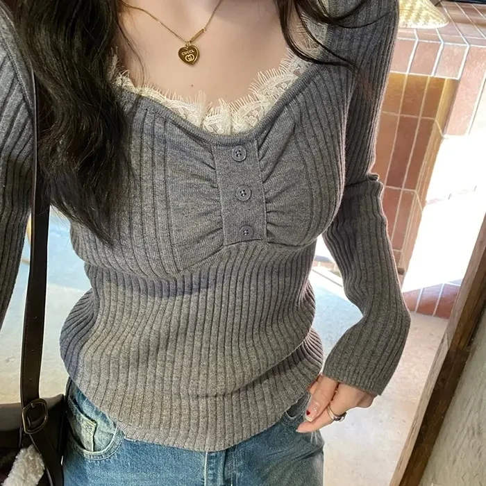 【小乐专享】V领蕾丝针织打底衫女款内搭修身秋季新款短款上衣