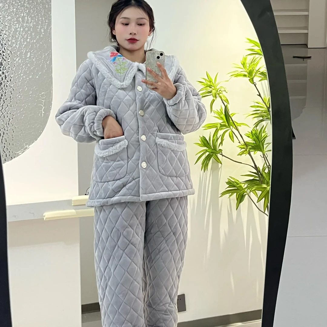 翻领刺绣重工轻奢三层加绒加厚简约夹棉甜美睡衣女冬季可外穿