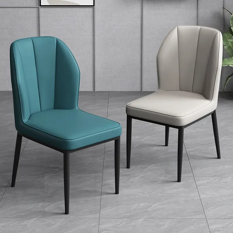 意式餐椅轻奢家用高级感餐桌简约休闲久坐舒服麻将靠背椅凳子