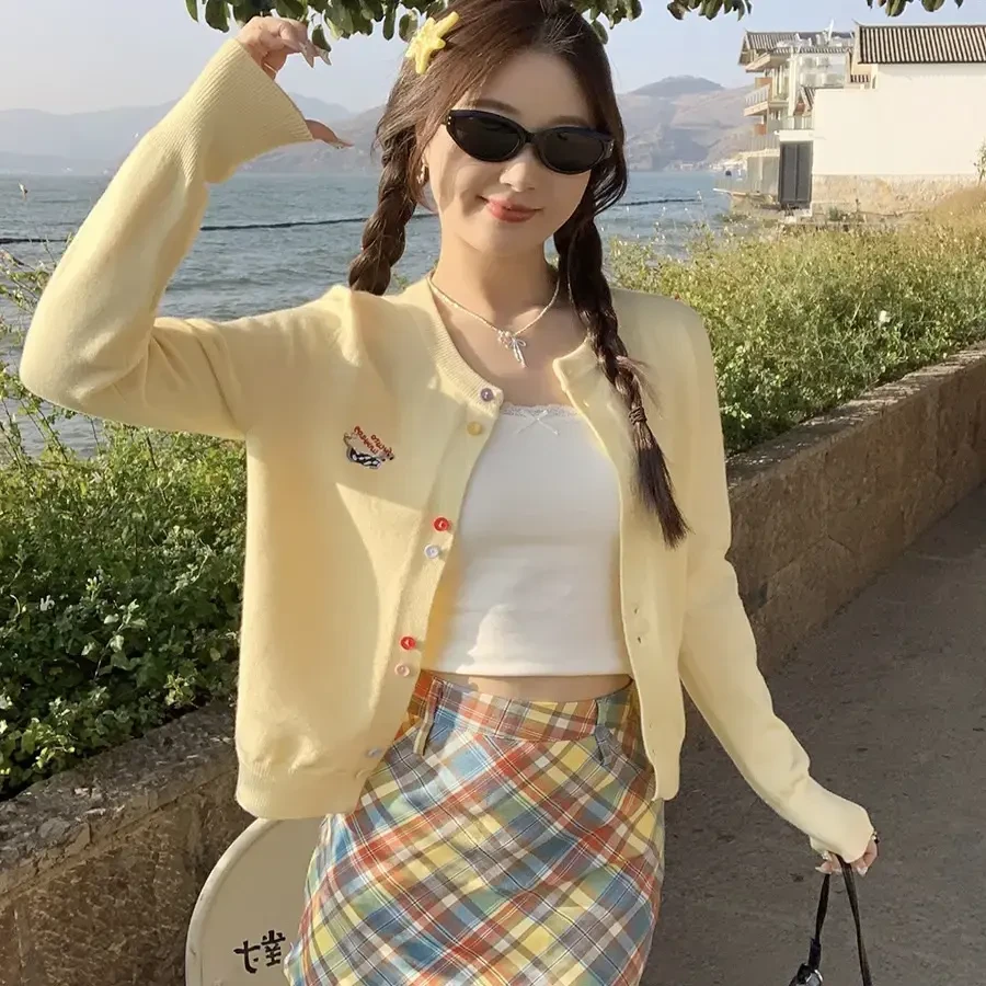 秋季新款针织开衫女俏皮撞色纽扣长袖修身休闲百搭早秋外套上衣