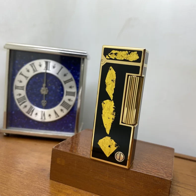 原品保证！阿尔弗雷德·登喜RG1 黑漆金箔花纹款打火机Sx