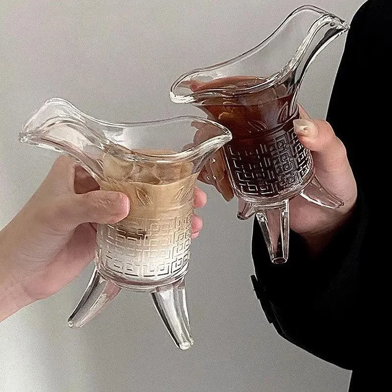 搞怪仿古秦始皇茶杯杯子爵杯古代帝王三足杯创意酒杯玻璃杯