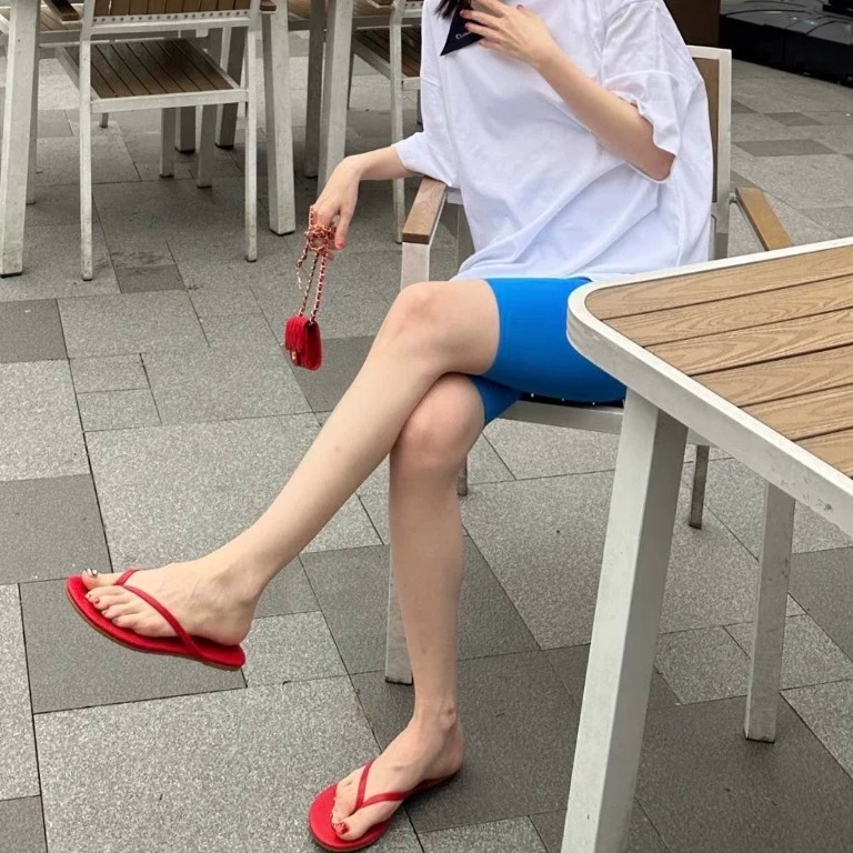 2025新款女夏季简约时尚舒适百搭裸感凉鞋人字拖鞋YS-250404