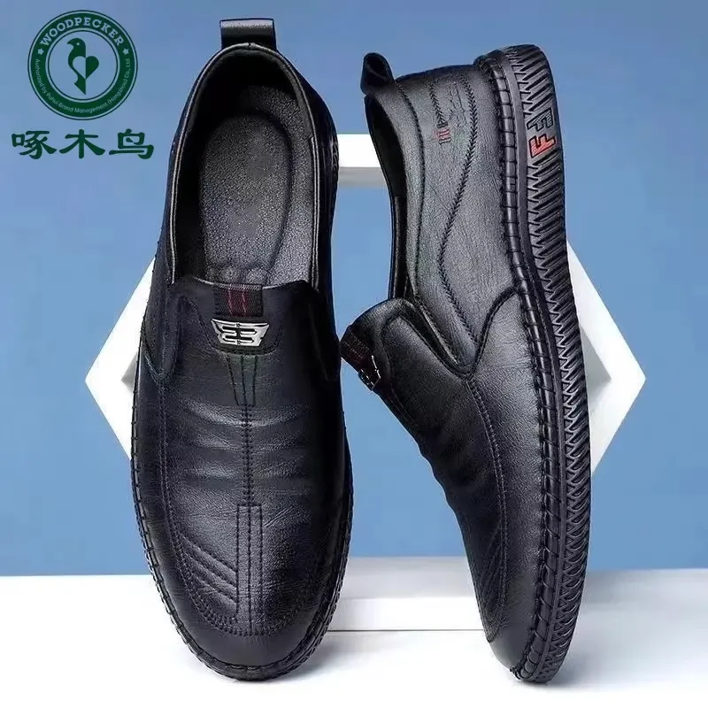 啄木鸟男鞋真皮休闲皮鞋男士牛皮软底豆豆鞋新款秋春中老年爸爸鞋