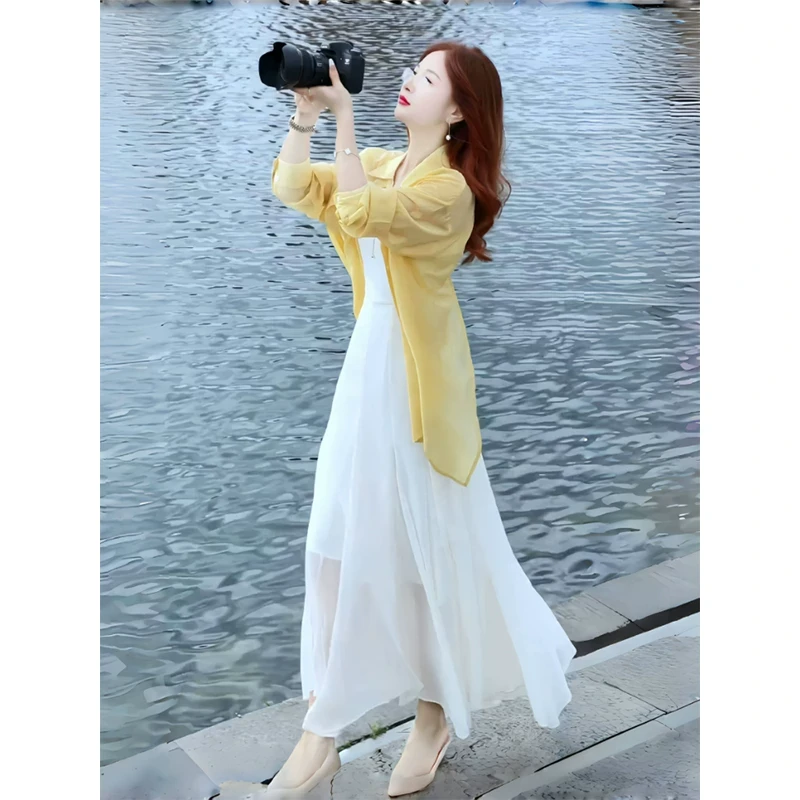 早春海边度假连衣裙女夏季新款冰丝防晒衬衫吊带裙两件套装长裙子