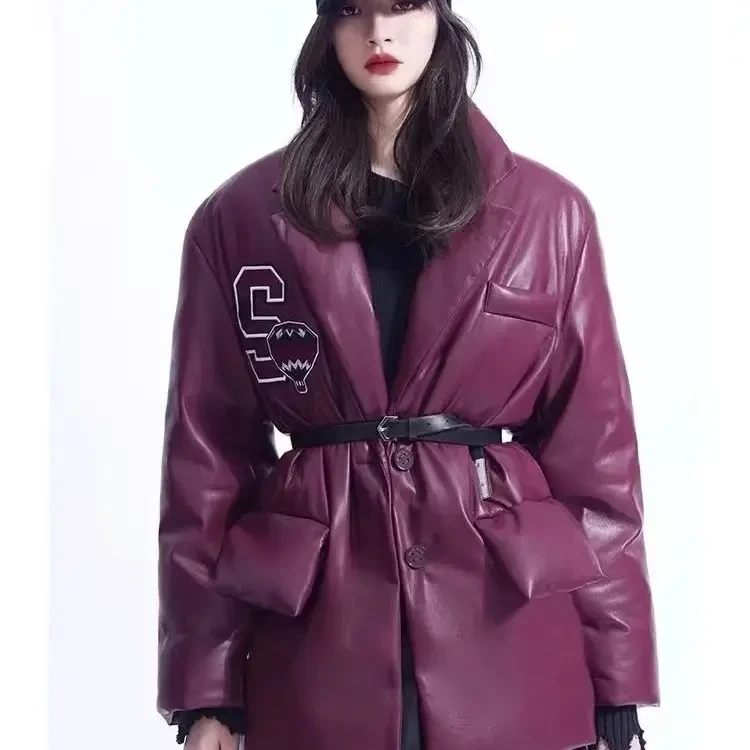 ZHANGSHUAi山廓形时尚西装彰显独特魅力