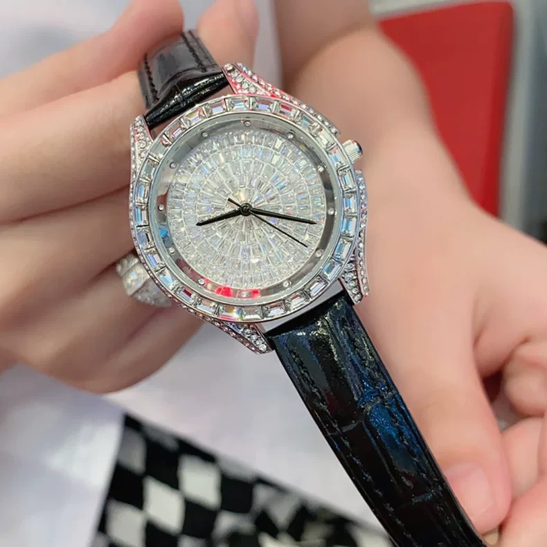 诗高迪手表女满天星满钻女表高档真皮防水时尚女士石英表轻奢小众