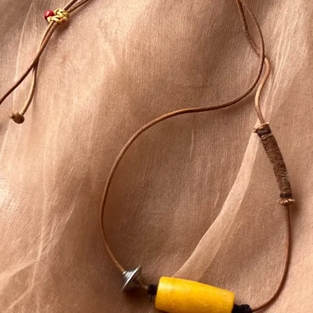 老琉璃➕银饰皮绳编织桶珠原创项链