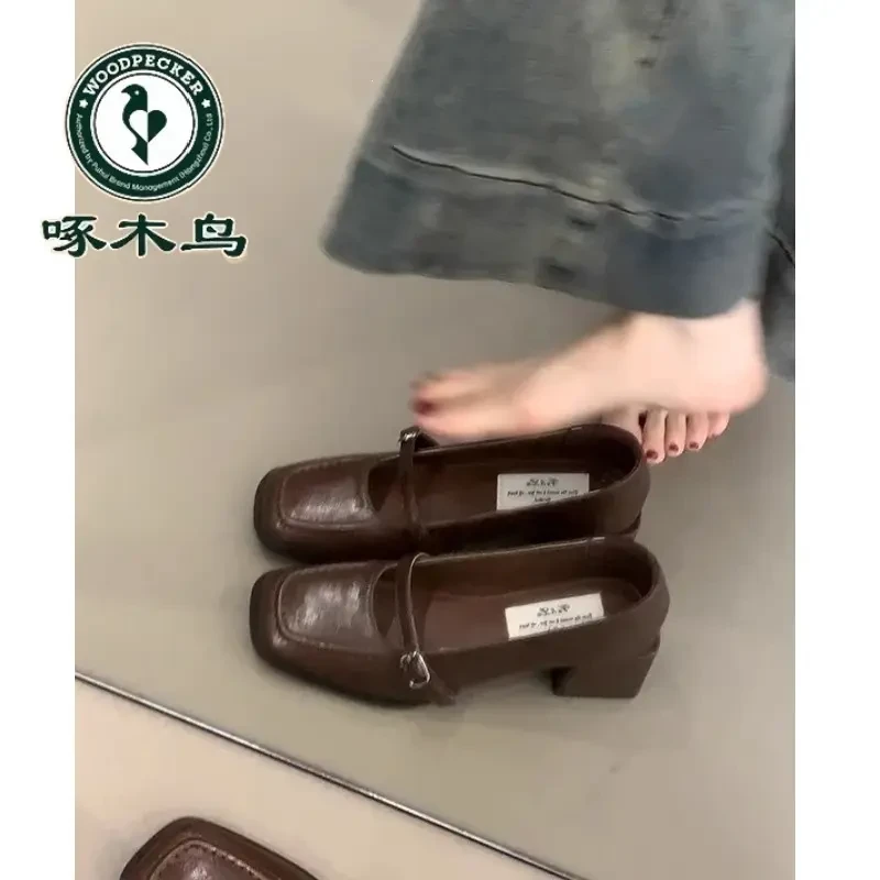 啄木鸟春秋皮鞋小高跟女方头浅口玛丽珍鞋气质通勤单鞋上班族
