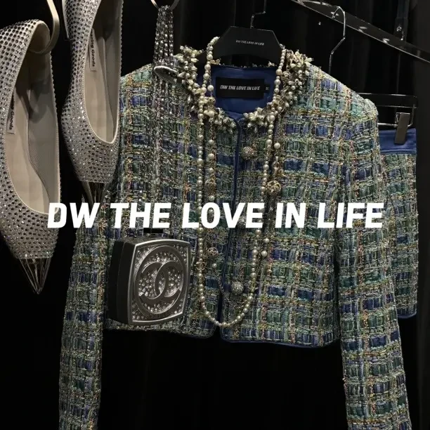 26DW蔚蓝河畔-早春重磅花昵重工钉珠小香外套套装