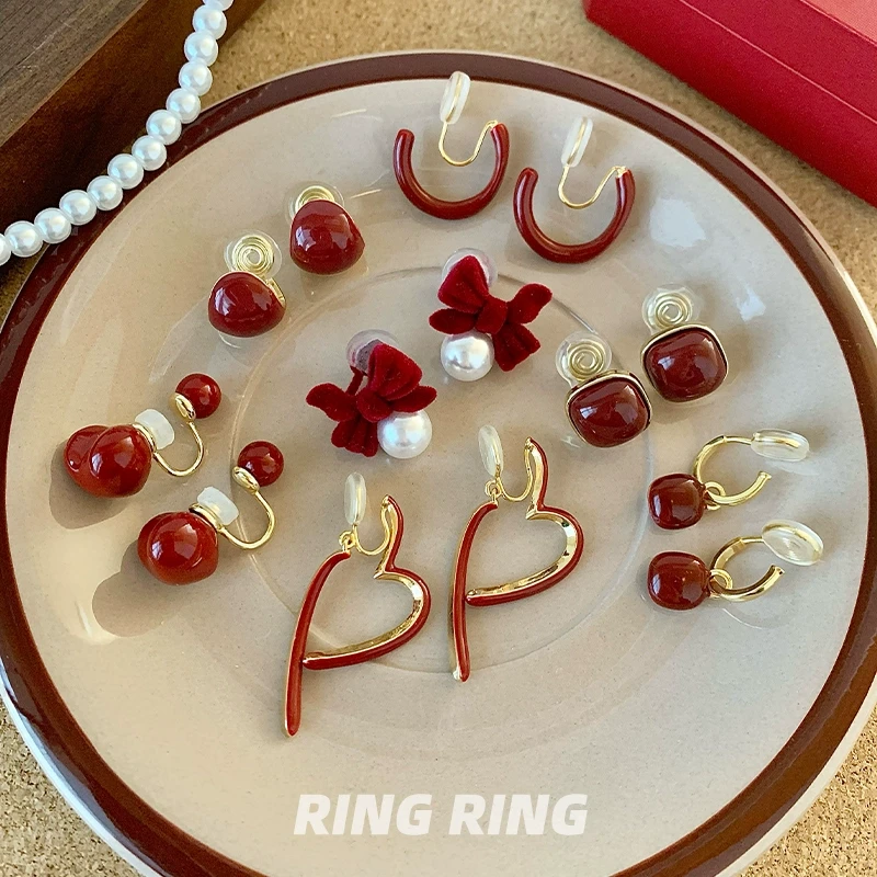 铜合金耳饰 RINGRING商店新年红色耳夹小众2025新年耳饰冬天耳环