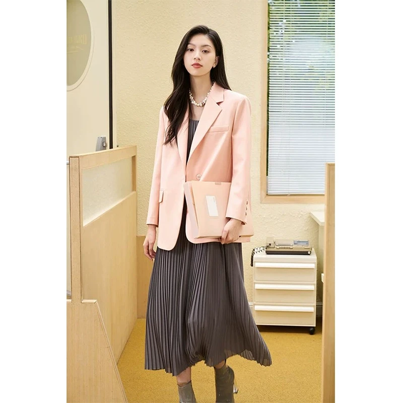 【TA】浪漫唯美显瘦吊带百褶连衣裙2025春季新款撤柜女装