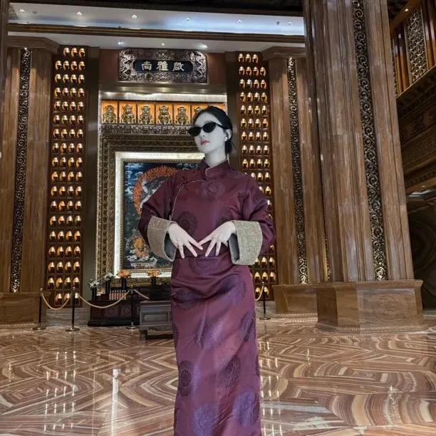 冬季加摹本V领西藏服