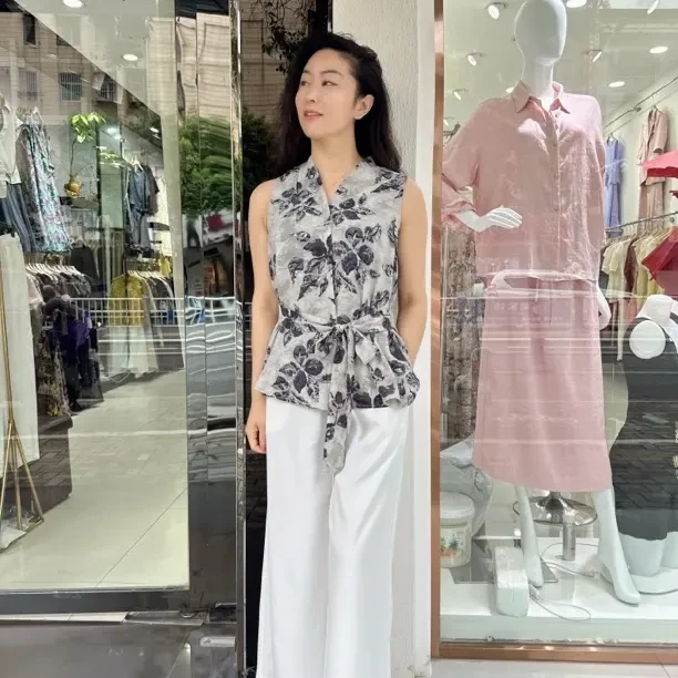 夏季V领法式碎花衬衫搭配九分裤休闲套装