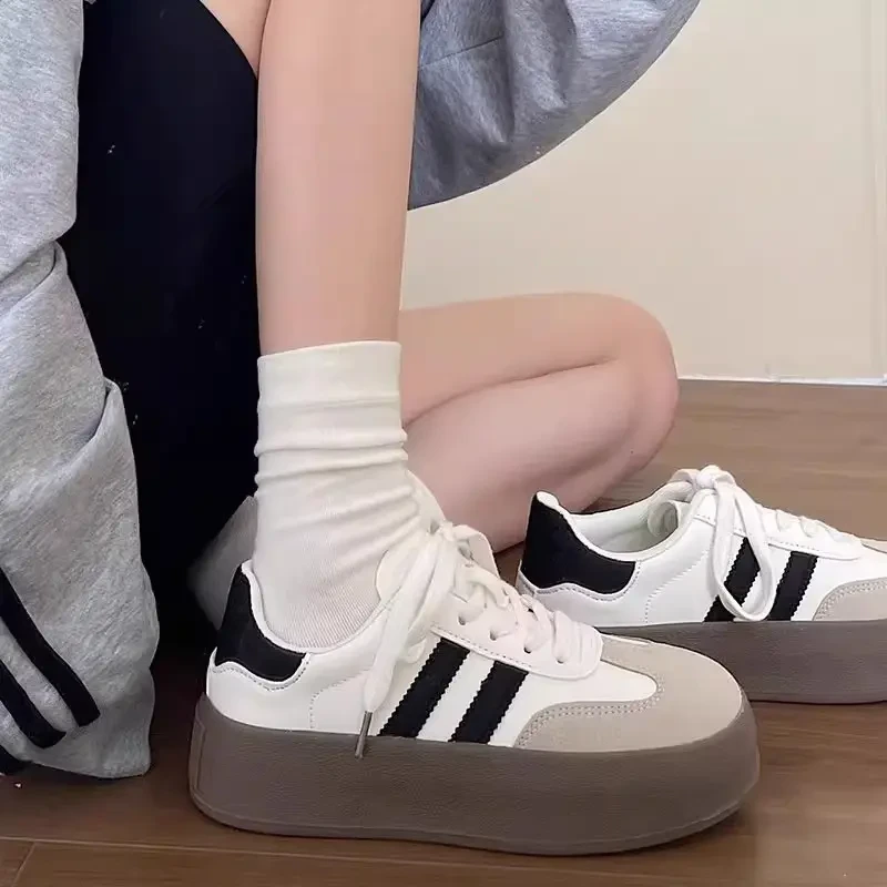 厚底真皮德训鞋女2025年春秋新款平底小白鞋软底防滑增高芭蕾板鞋