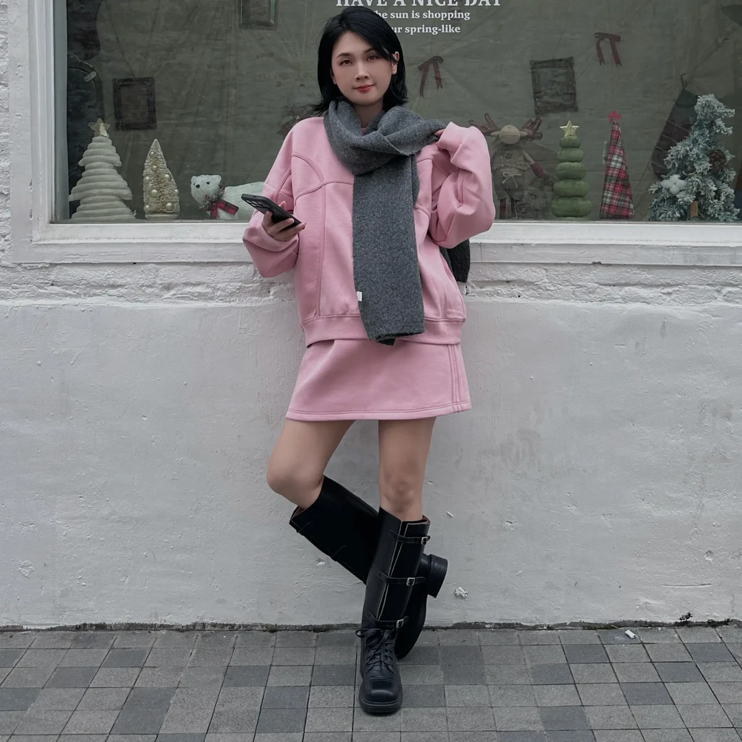 《半日刊》韩系复古慵懒风圆领设计师款卫衣+短裙套装女秋冬季