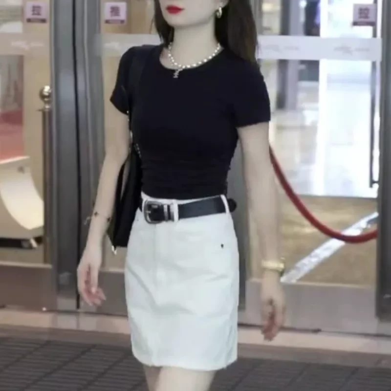 黑色圆领短袖t恤女2025新款春夏爆款高端欧货别致漂亮正肩体恤女