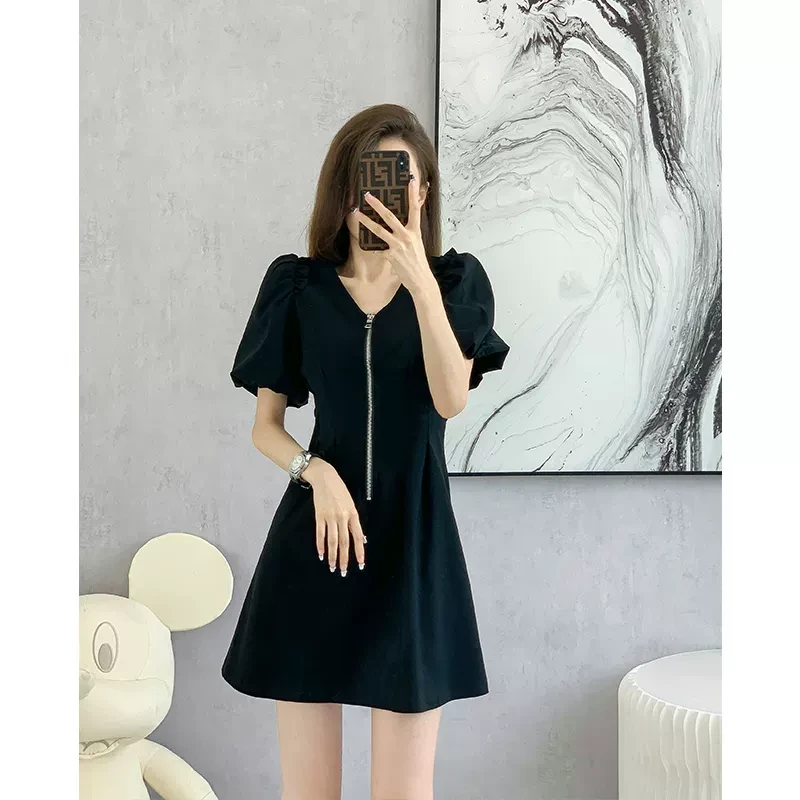 夏装法式黑色a字连衣裙2025新款小个子显瘦裙子女春夏质感高级感