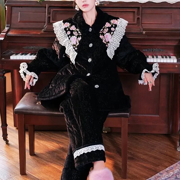 AZ,玫瑰刺绣蕾丝三层加厚夹棉宽松加绒冬季可外穿女士家居服套装