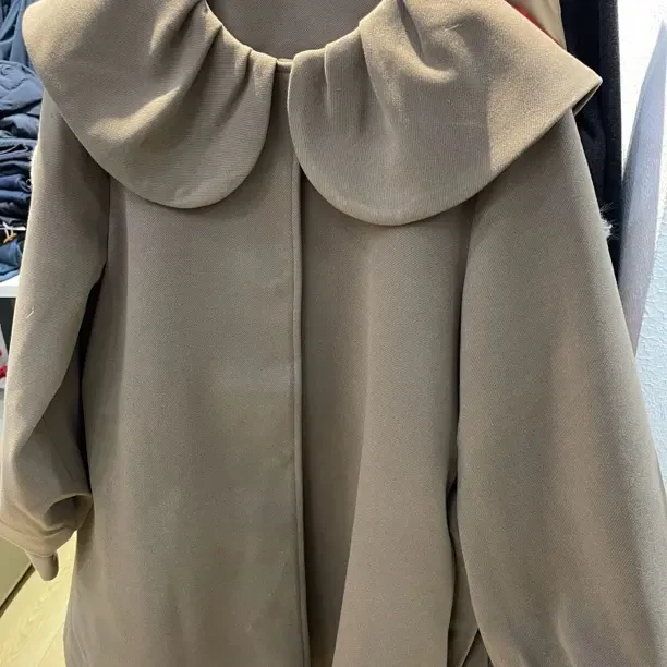 气质长袖双面短款斗篷小香风女短外套娃娃领女士厚款