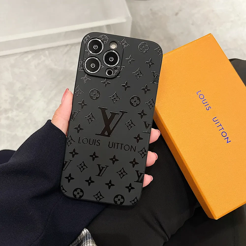 轻薄老花适用iPhone15promax手机壳苹果16硅胶14磨砂13/12/11大牌