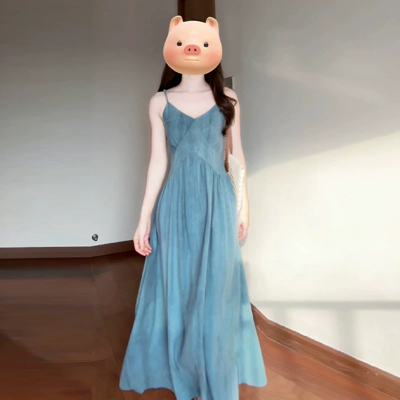 夏季法式海边度假蓝色V领吊带沙滩裙大码微胖mm收腰高级感连衣裙