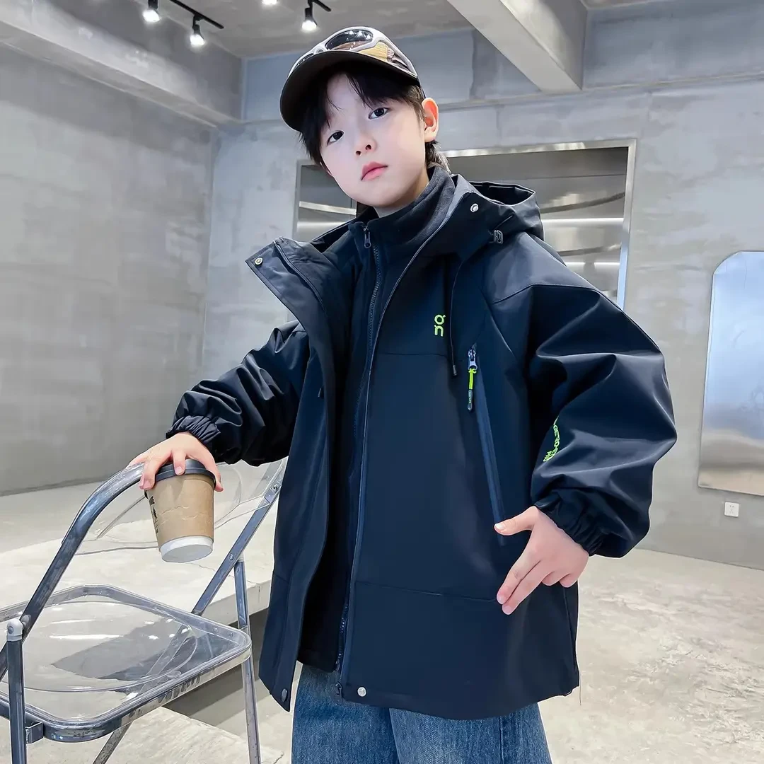 儿童装男童冬装春秋外套2025新款中大童秋冬季三合一可拆卸冲锋衣