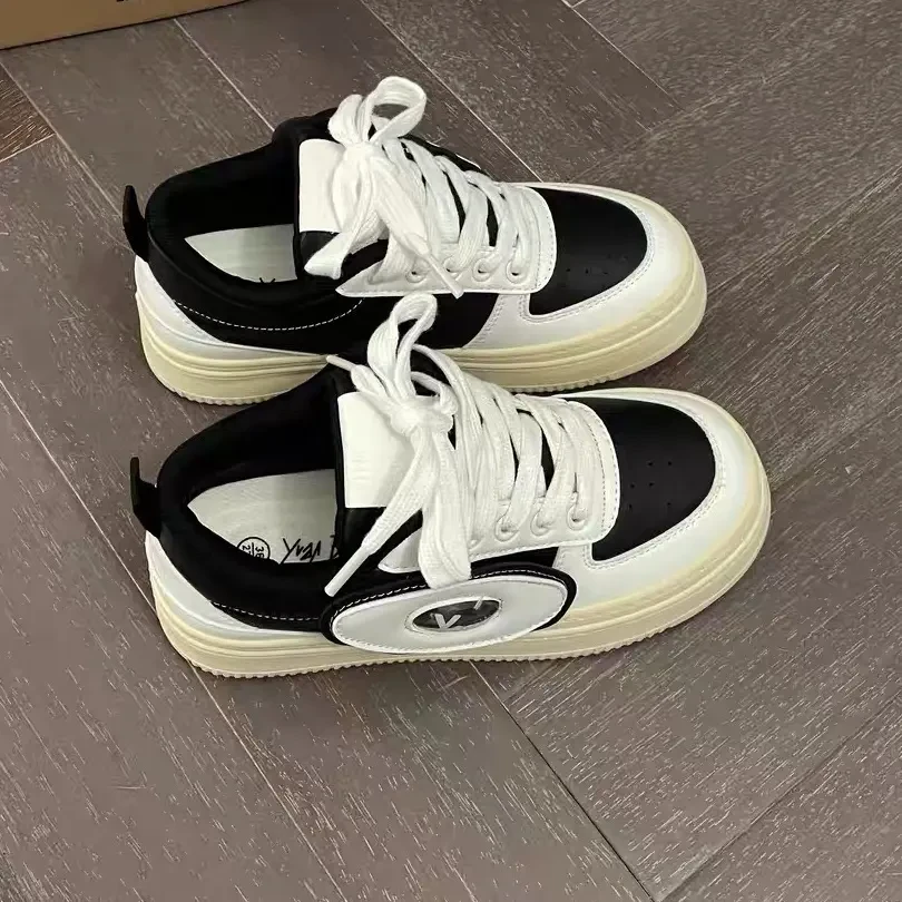 5038 小众设计感学院风百搭低帮板鞋潮鞋