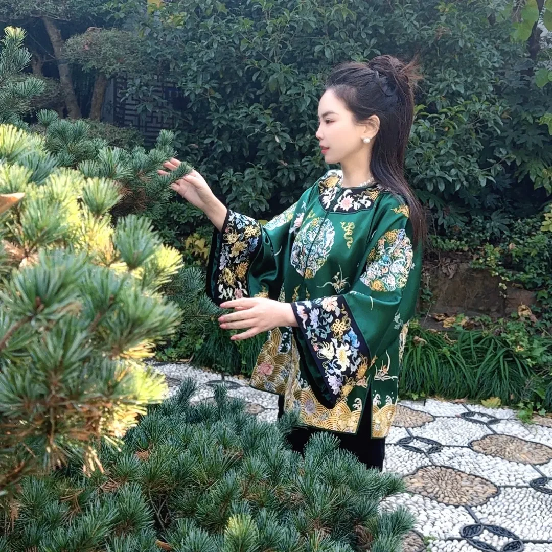新中式复古重工刺绣盘扣唐装外套女秋冬款国风斜襟上衣