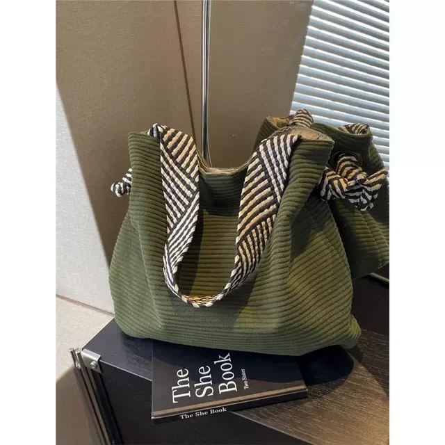 休闲慵懒风包包女春夏新款时尚灯芯绒托特包大容量通勤单肩腋下包