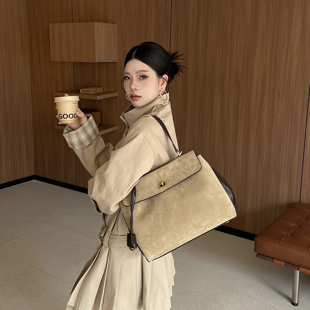 轻奢时尚百搭磨砂牛皮斜挎女包