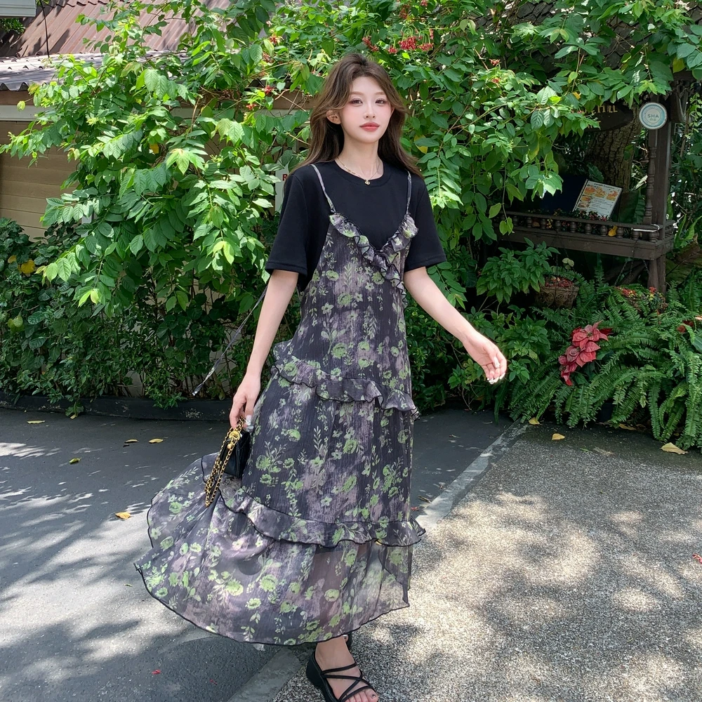 黑色法式度假风假两件拼接碎花连衣裙女2025夏新款甜美氛围感长裙