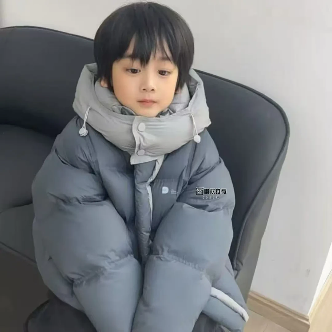 2025冬季新款韩版连帽加厚保暖撞色洋气羽绒服，新国标90白鸭绒