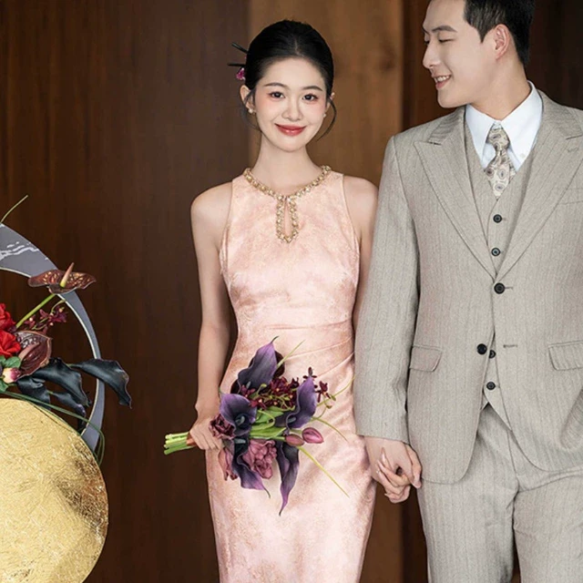 2025新款夏季订婚优雅高级感礼服新中式提花连衣裙婚礼新娘敬酒服