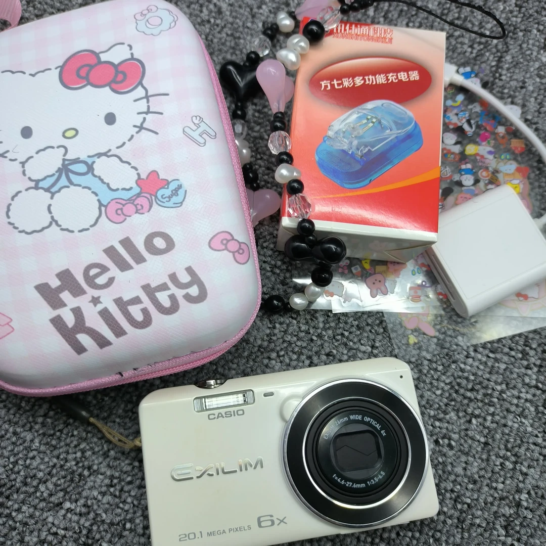 95新 Casio/卡西欧 卡西欧zs35 2010w高像素 相机适合送女生礼物