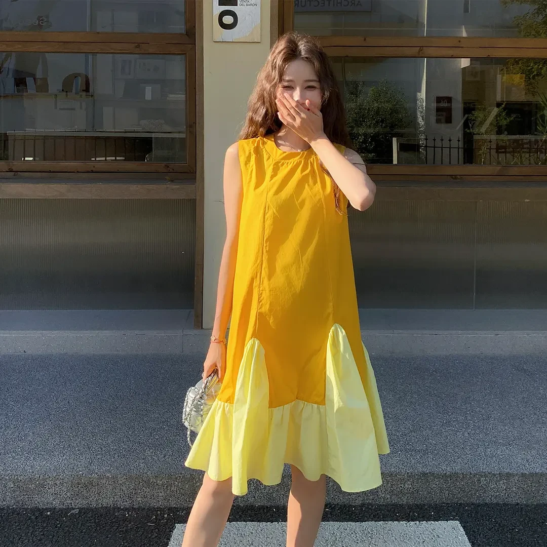 黄色俏皮洋气活泼撞色连衣裙女2025夏季新款减龄设计感无袖A字裙