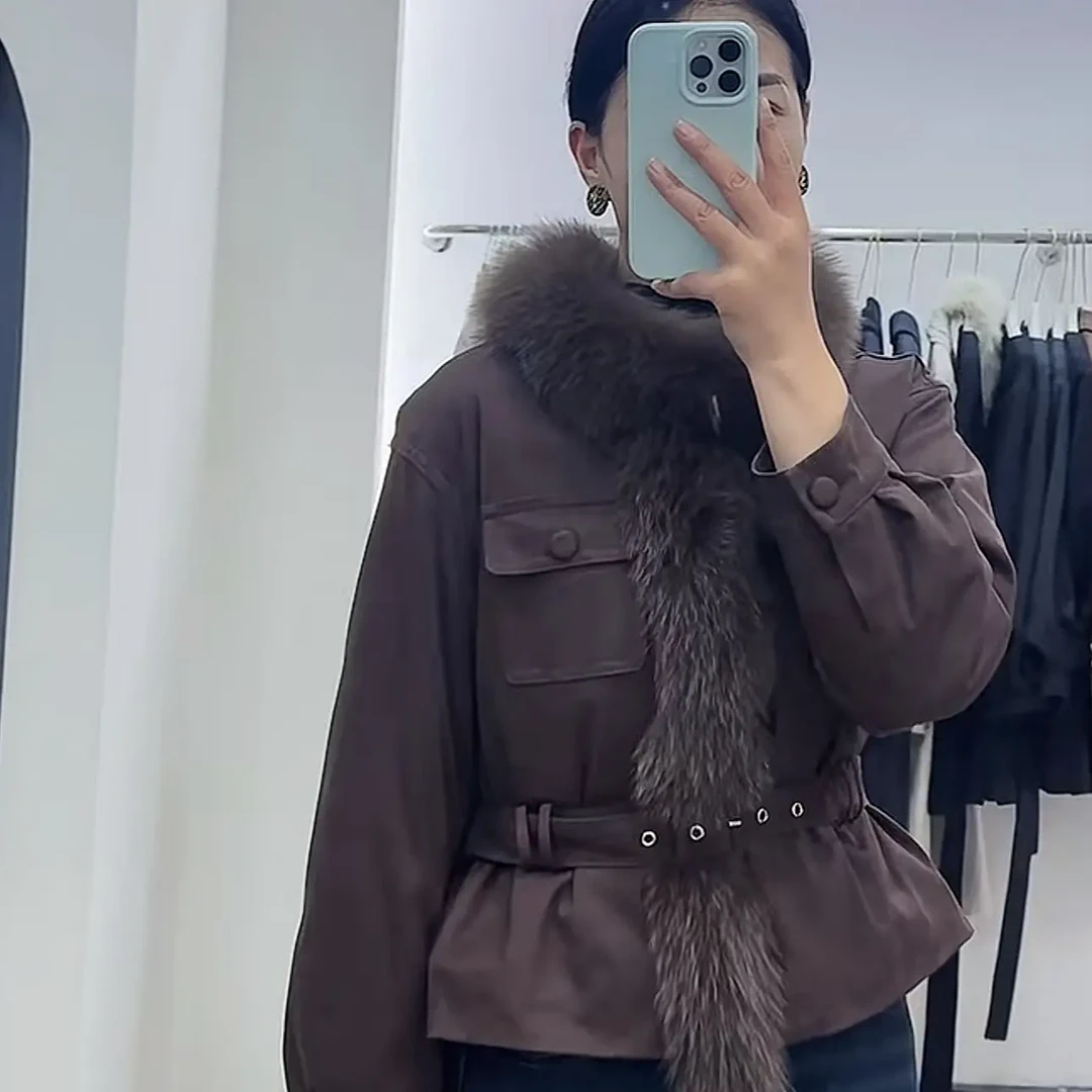 冬季新款轻奢百搭收腰短款保暖外套