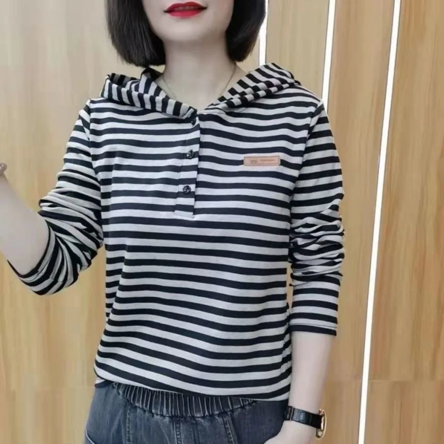 带帽条纹长袖T恤女2025春秋季新款宽松连帽卫衣洋气遮肚休闲上衣