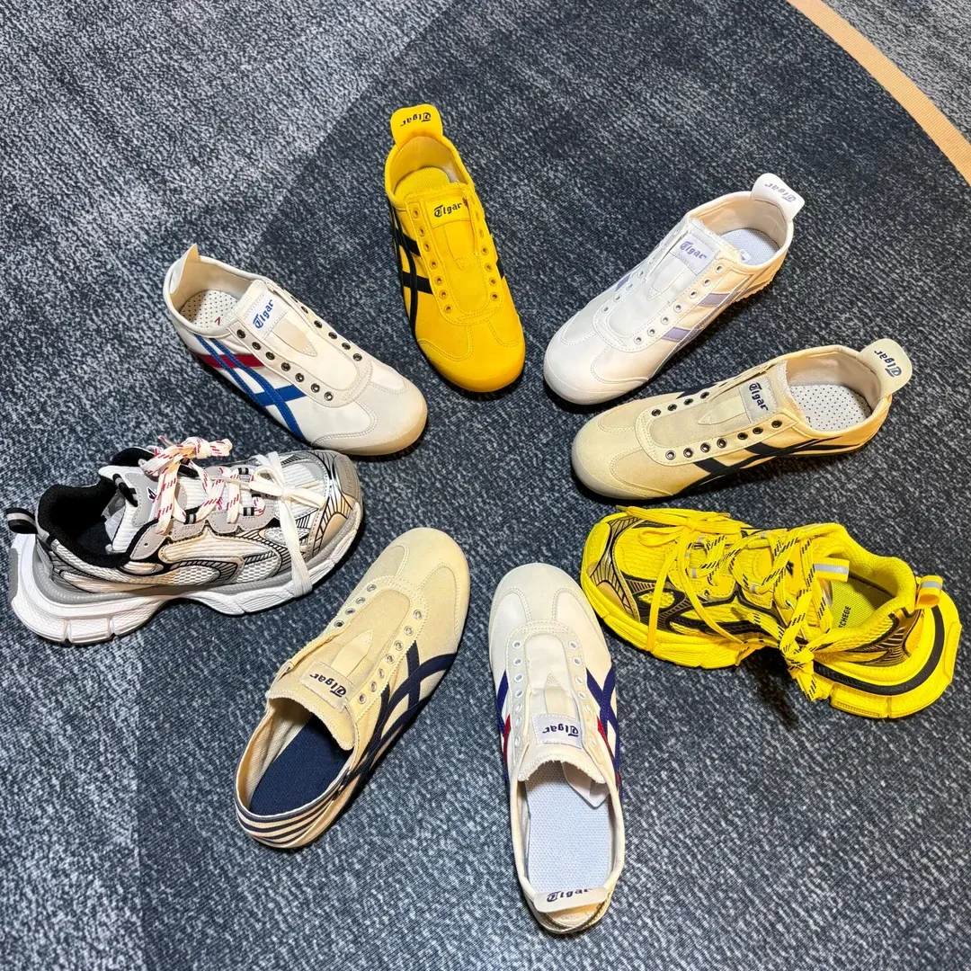 情侣款帆布鞋春季新款一脚蹬ins休闲鞋百搭懒人鞋时尚软底运动鞋