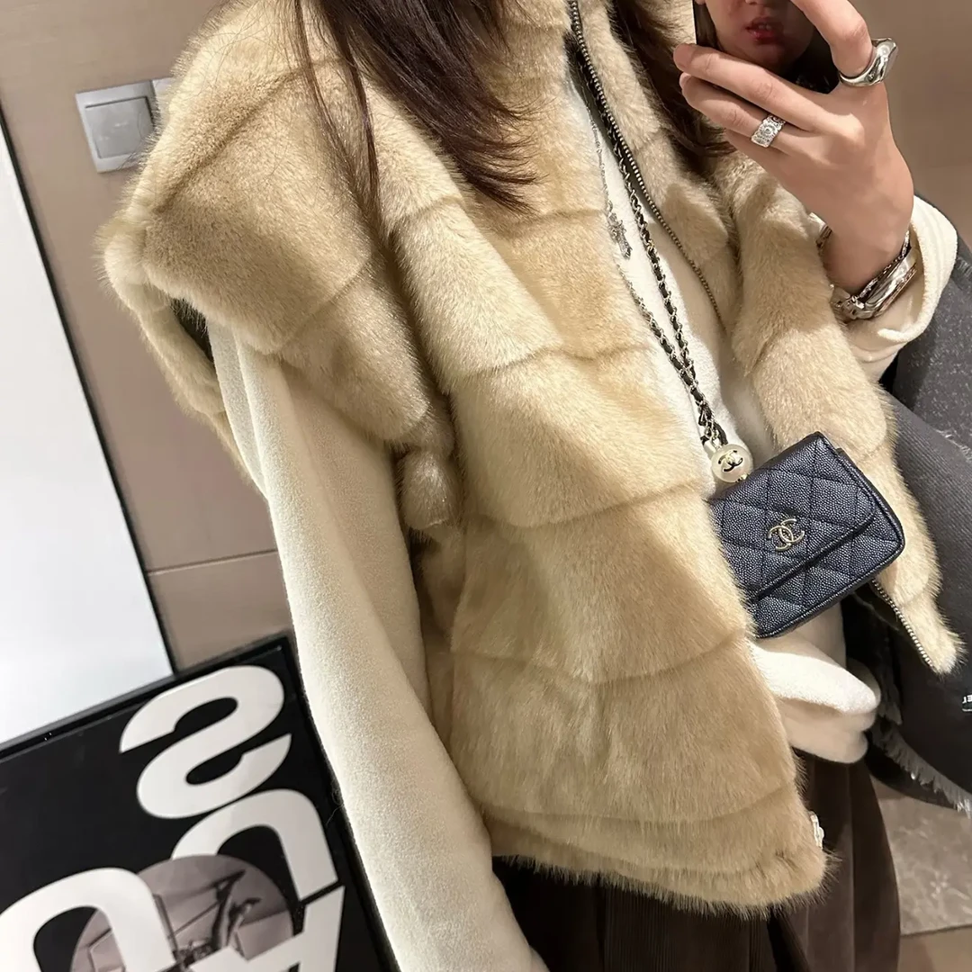 人造皮草 秋季新款女装人造皮草毛毛马甲修身