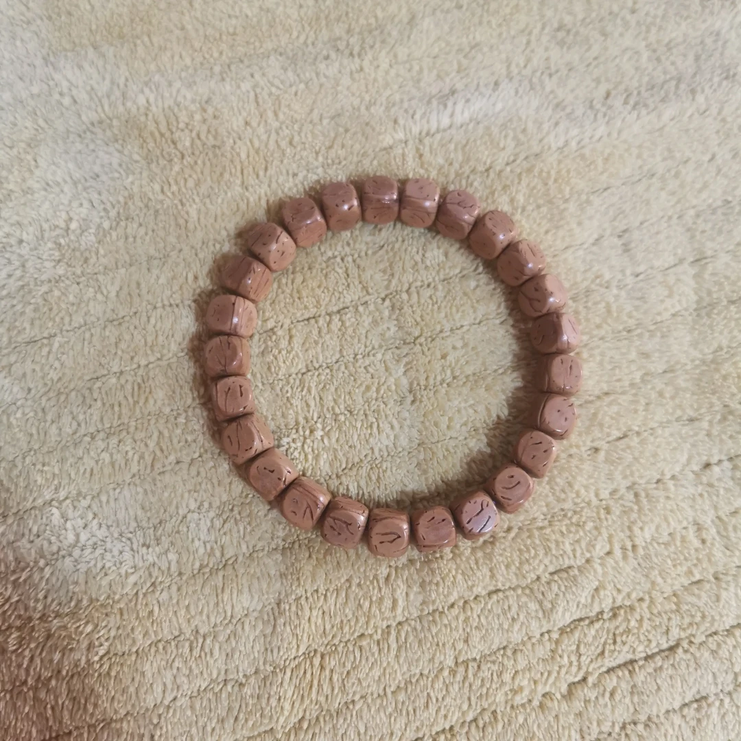 桃核镶管8.5手串