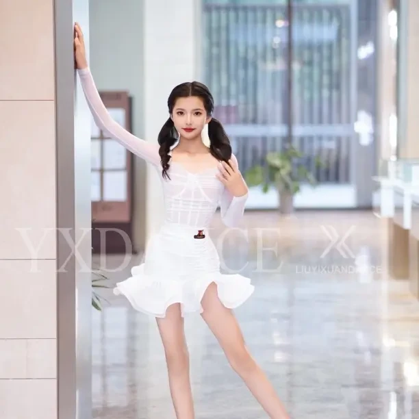 新款拉丁舞服少儿女童秋冬演出练功绝美套装显瘦拉丁服[白月光]