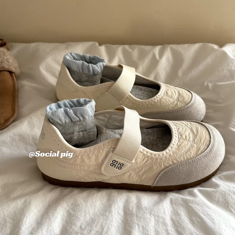 春秋爆火复古风小众平底玛丽珍鞋女瓢鞋磨砂皮圆头奶奶鞋软皮单鞋